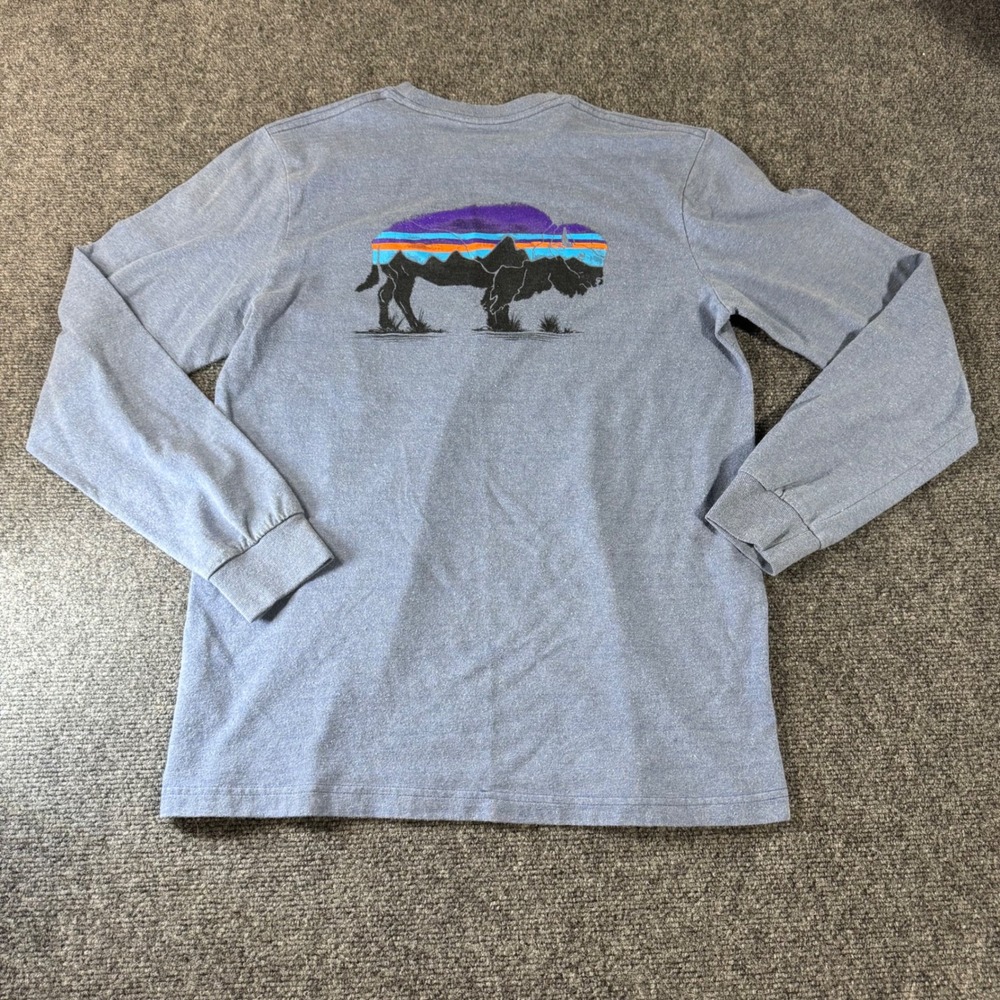 Patagonia‎ Responsibili-Tee Long Sleeve Shirt Mens Small Blue Bison Graphic Tee